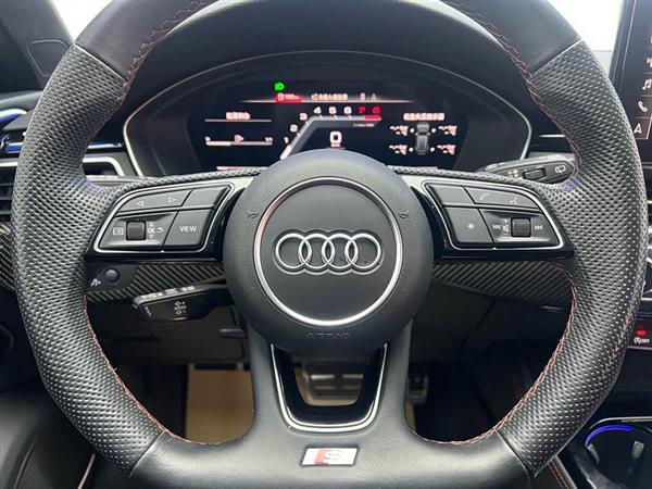 奥迪S4 2024款 S4 Avant 3.0TFSI