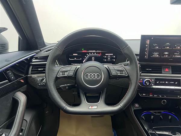 奥迪S4 2024款 S4 Avant 3.0TFSI