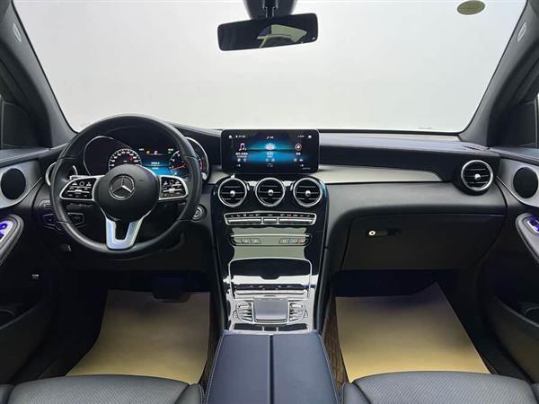 奔驰GLC轿跑 2022款 改款 GLC 260 4MATIC 轿跑SUV