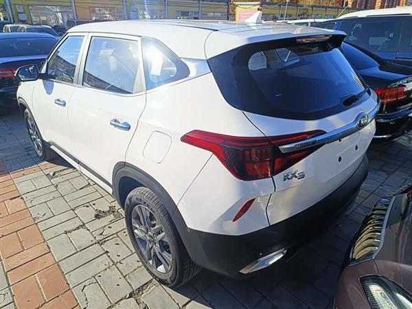 KX3傲跑 2020款 1.5L CVT智慧版