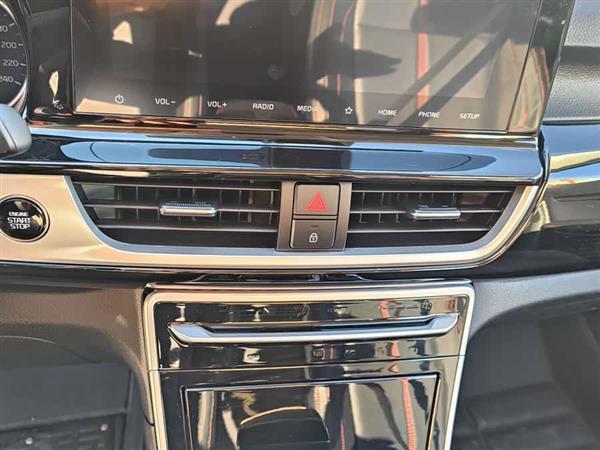 KX3傲跑 2020款 1.5L CVT智慧版