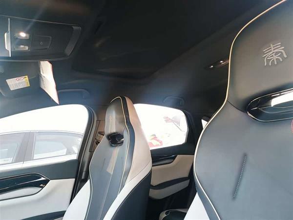秦PLUS 2021款 EV 600KM 旗舰型