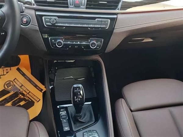 宝马X1 2021款 xDrive25Li 尊享型
