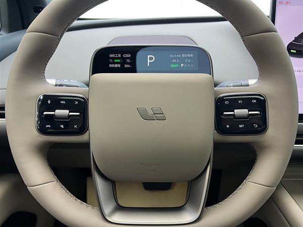 理想i6 2025款 四驱标准版