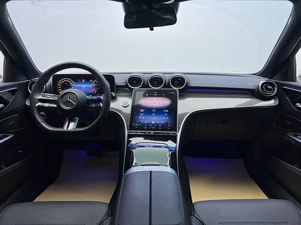 奔驰C级 2023款 改款 C 200 L 运动版
