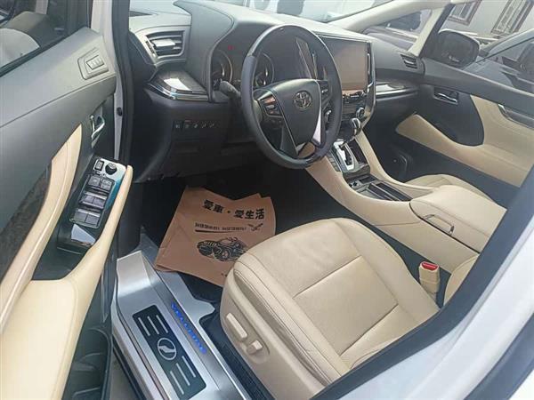 威尔法 2021款 皇冠 双擎 2.5L HV至尊版