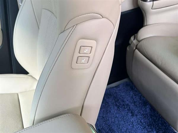 威尔法 2021款 皇冠 双擎 2.5L HV至尊版