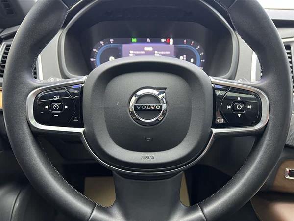 沃尔沃XC90 2023款 B5 智行豪华版 7座