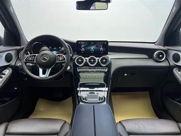 奔驰GLC 2022款 改款三 GLC 260 L 4MATIC 动感型