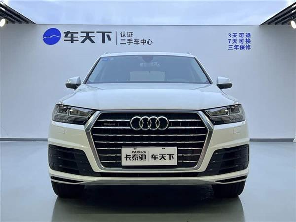 奥迪Q7 2016款 40 TFSI S line运动型