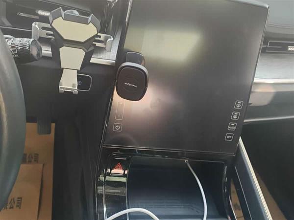 库斯途 2021款 270TGDi 尊贵版 LUX