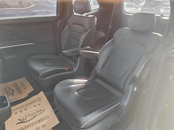 库斯途 2021款 270TGDi 尊贵版 LUX