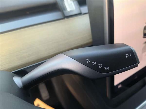 Model Y 2022款 改款 后轮驱动版