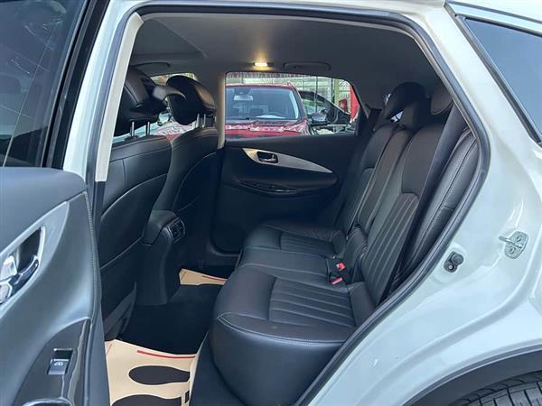 英菲尼迪QX50 2015款 2.5L 悦享版