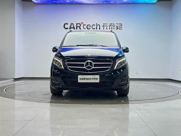 奔驰V级 2017款 V 260 L 尊贵加长版
