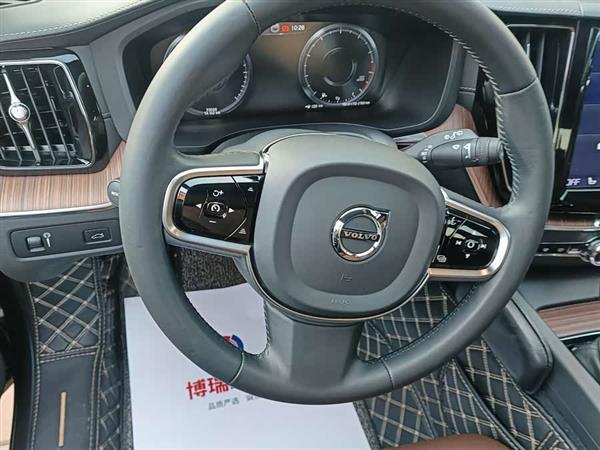沃尔沃XC60 2021款 T5 四驱智远豪华版