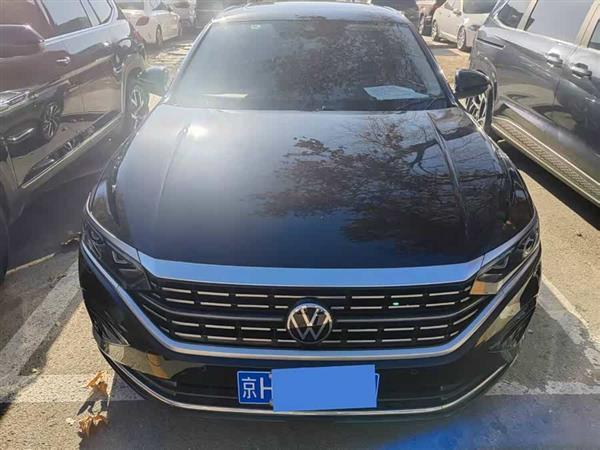 帕萨特 2022款 380TSI 豪华版