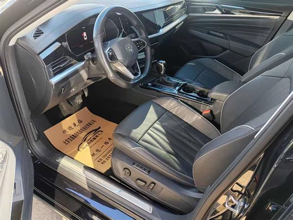 帕萨特 2022款 380TSI 豪华版