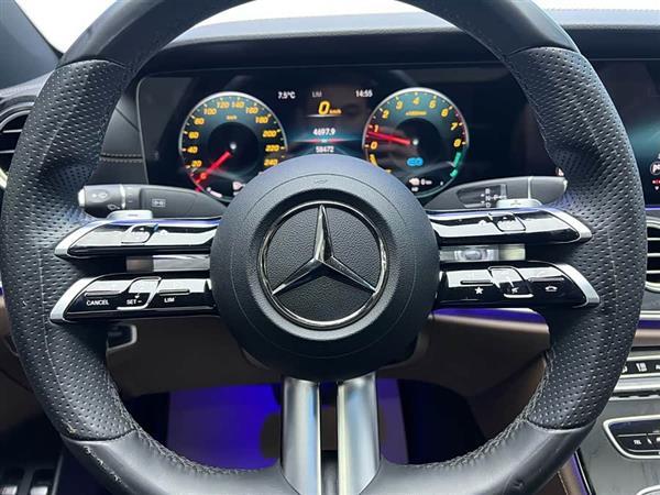 奔驰E级新能源 2023款 E 350 e L 插电式混合动力运动轿车