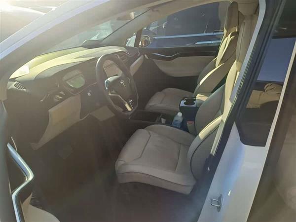 Model X 2016款 Model X 90D