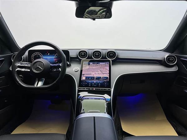 奔驰C级 2024款 C 200 L 运动版