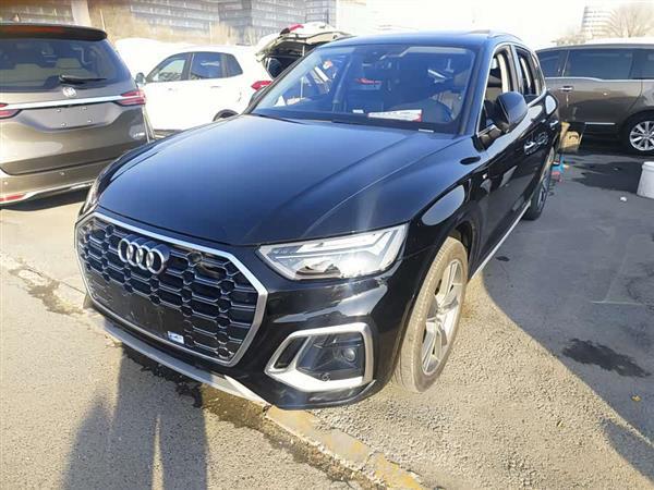 奥迪Q5L 2022款 45T 豪华动感型