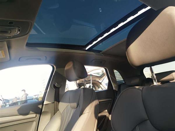 奥迪Q5L 2022款 45T 豪华动感型