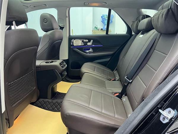 奔驰GLE 2022款 GLE 350 4MATIC 时尚型