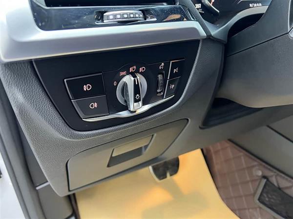 宝马X3 2018款 xDrive28i M运动套装 国VI