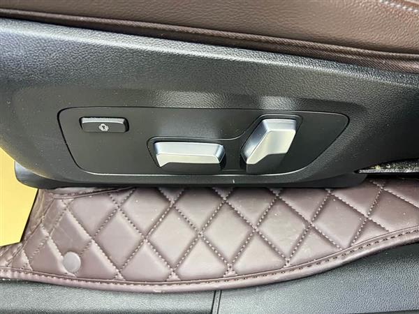 宝马X3 2018款 xDrive28i M运动套装 国VI