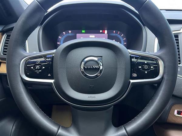 沃尔沃XC90 2024款 B5 智行豪华版 5座