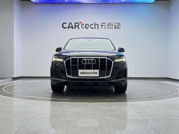 奥迪Q7 2023款 55 TFSI quattro S line运动型