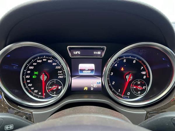 奔驰GLS 2018款 改款 GLS 400 4MATIC动感型