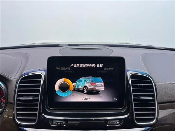 奔驰GLS 2018款 改款 GLS 400 4MATIC动感型