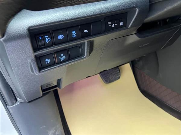赛那SIENNA 2021款 2.5L混动 尊贵版