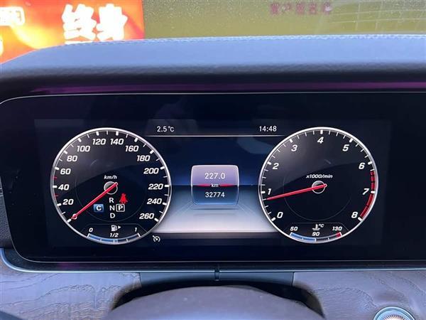 奔驰E级 2020款 E 300 L 豪华型