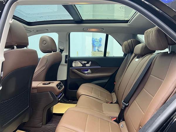 奔驰GLE 2024款 改款 GLE 350 4MATIC 时尚型