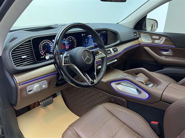 奔驰GLS 2024款 GLS 450 4MATIC 豪华型