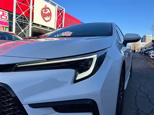 雷凌 2023款 智能电混双擎 1.8L 运动版