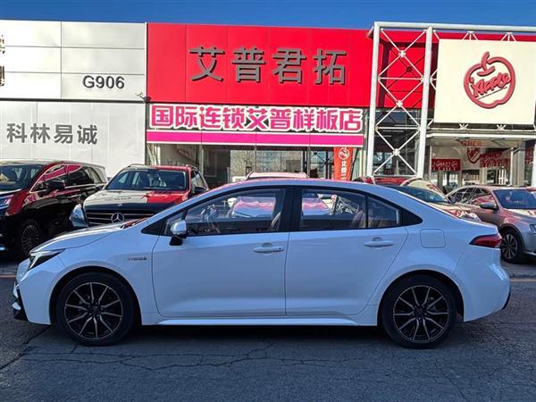 雷凌 2023款 智能电混双擎 1.8L 运动版