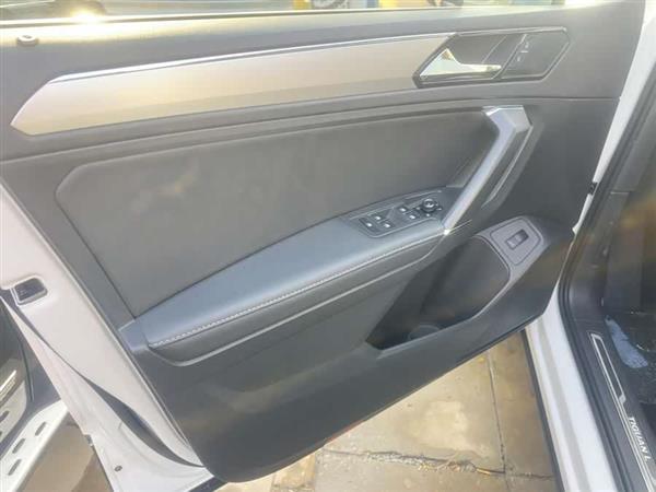 途观L 2018款 380TSI 自动四驱旗舰版