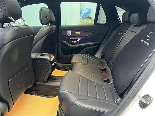 奔驰GLC 2020款 GLC 300 L 4MATIC 动感型