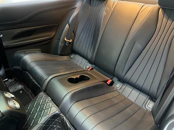 奔驰E级(进口) 2017款 E 200 4MATIC 轿跑车