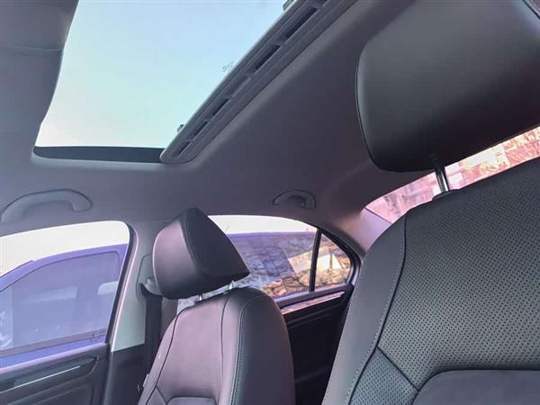 速腾 2017款 230TSI 自动豪华型