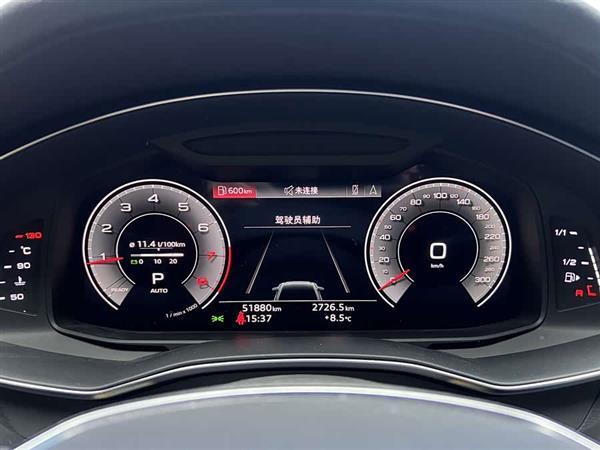 奥迪A6L 2022款 45 TFSI quattro 臻选动感型