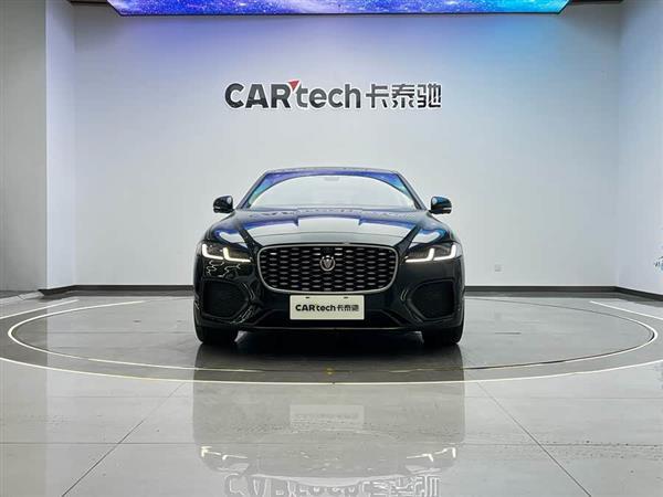 捷豹XFL 2022款 XFL 2.0T P250 两驱尊享豪华版