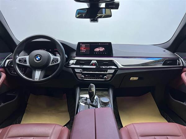 宝马5系 2020款 530Li 领先型 M运动套装
