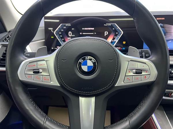 宝马X5 2023款 xDrive 30Li 尊享型M运动曜夜套装