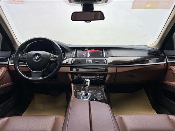 宝马5系 2017款 525Li 领先型