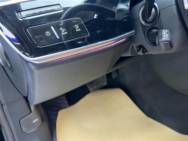 奥迪A8 2023款 A8L 50 TFSI quattro 臻选型